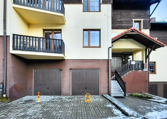 Huta Spokoju * Шклярска-Поремба